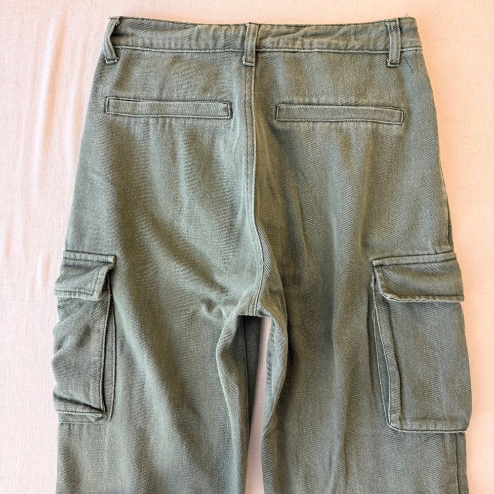 PrettyLittleThing High Rise Utility Cargo Pants Women Size 6 Green - Picture 11 of 13
